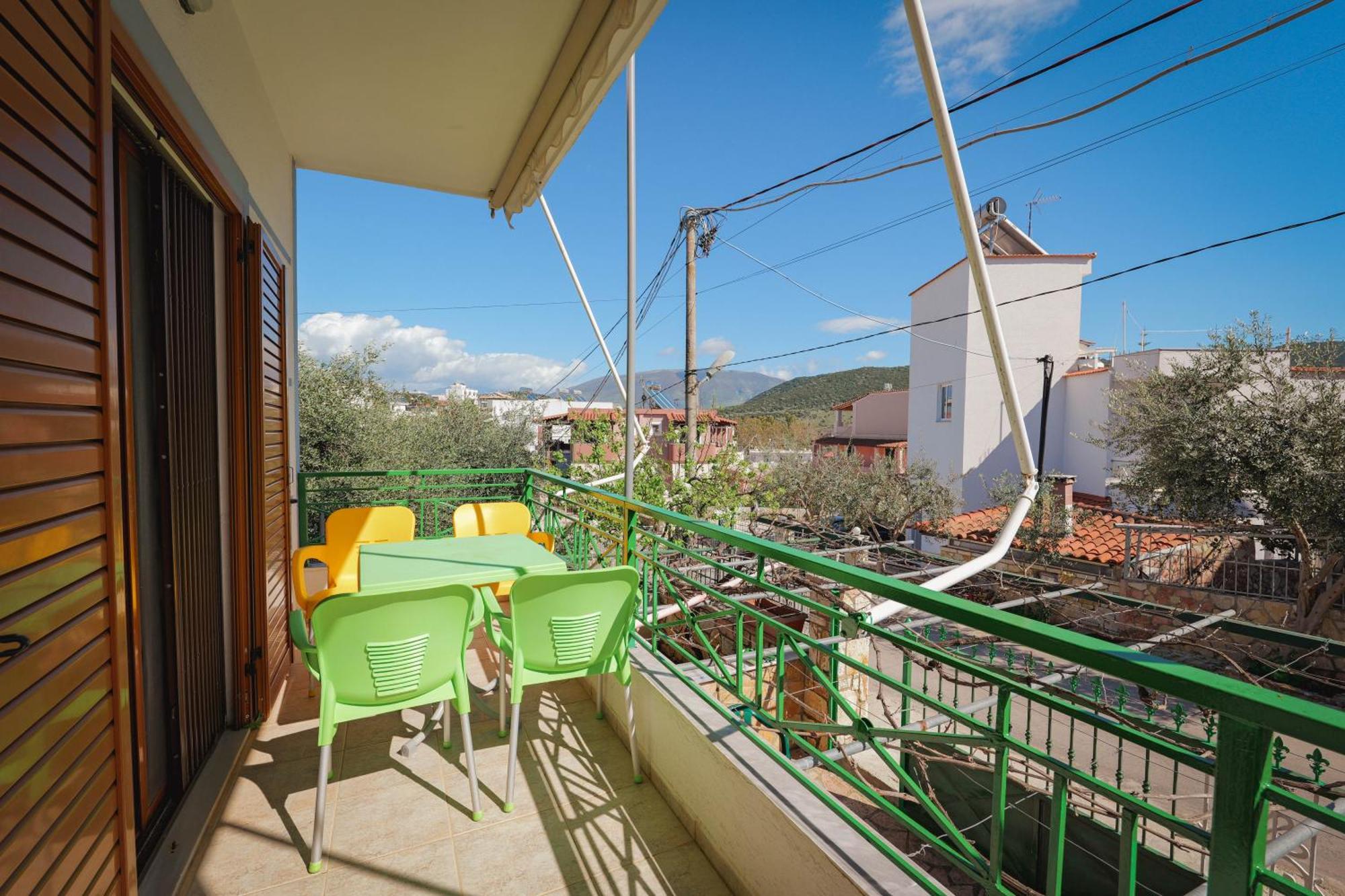 Cozy Apartments Downtown Ksamil Esterno foto