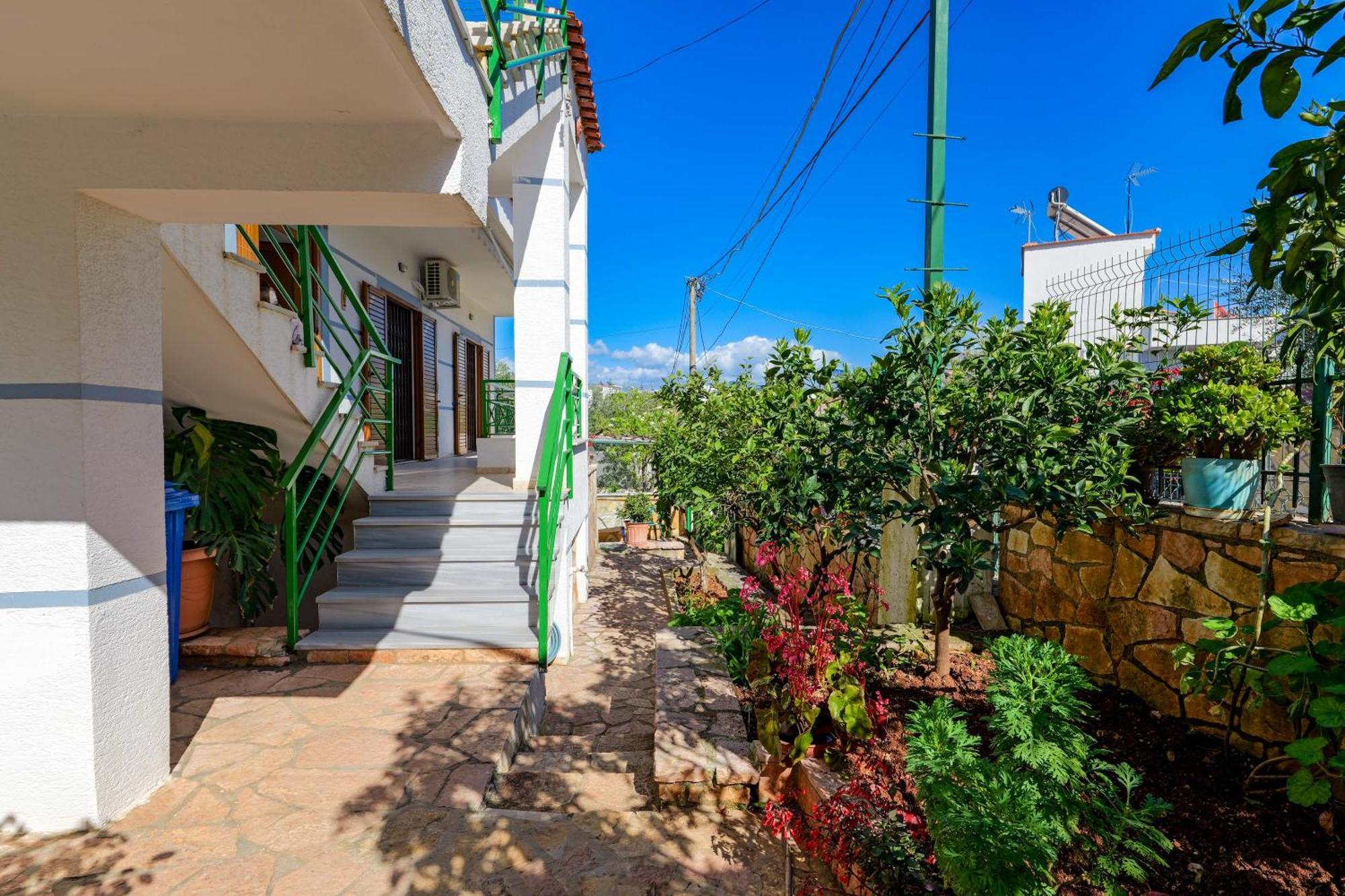 Cozy Apartments Downtown Ksamil Esterno foto