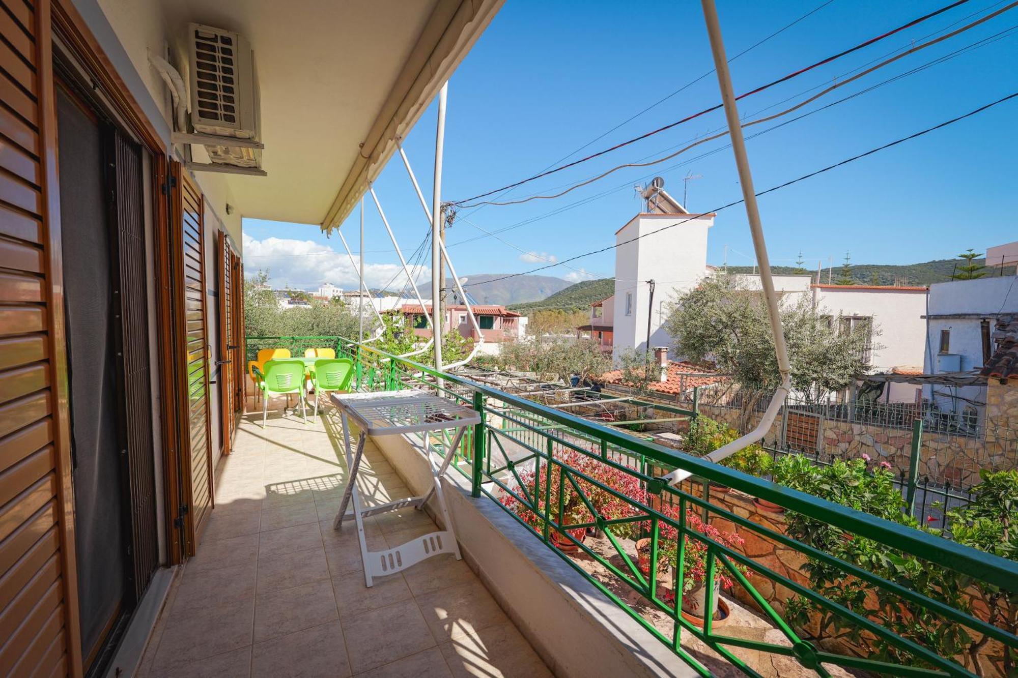 Cozy Apartments Downtown Ksamil Esterno foto