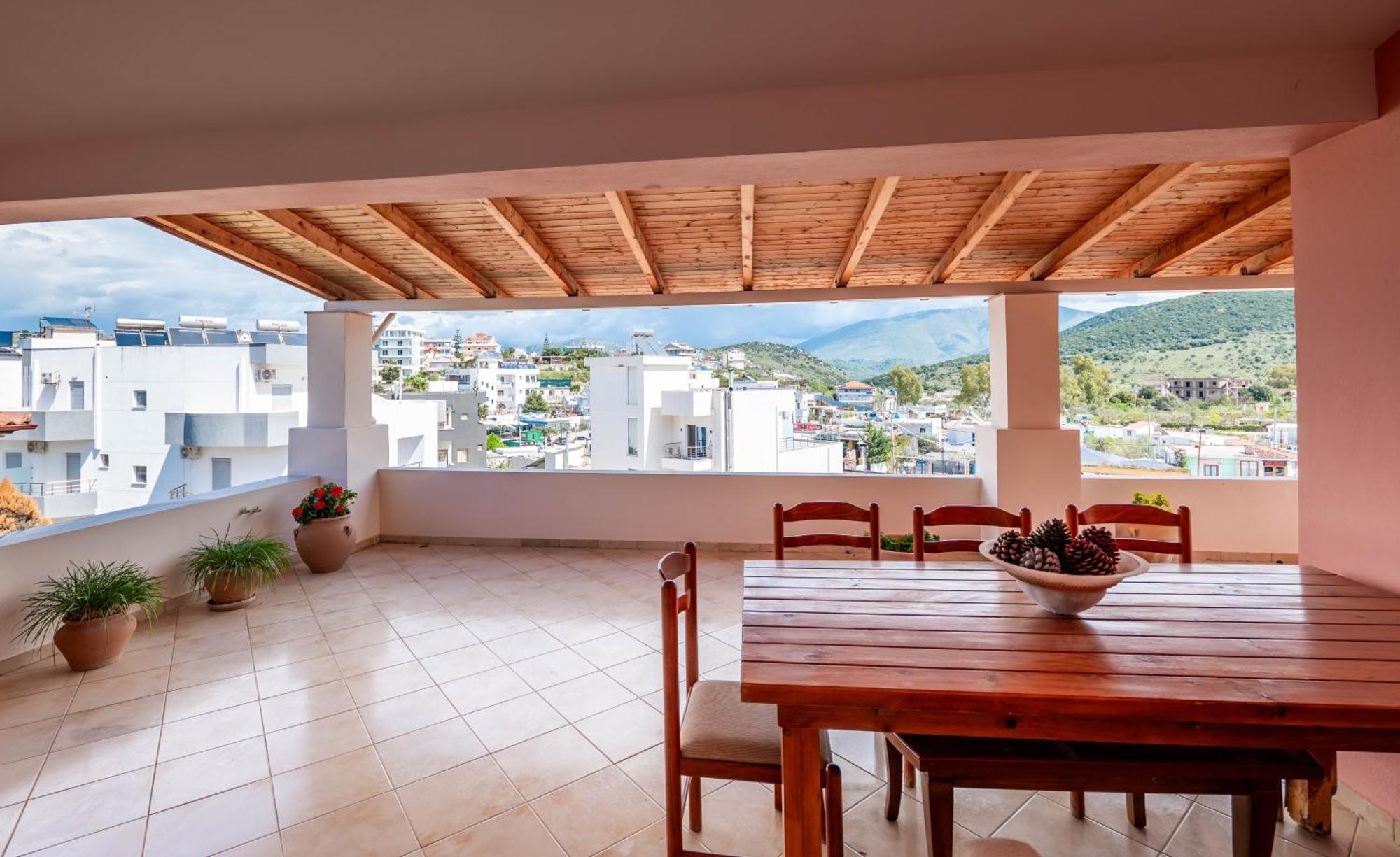 Cozy Apartments Downtown Ksamil Esterno foto