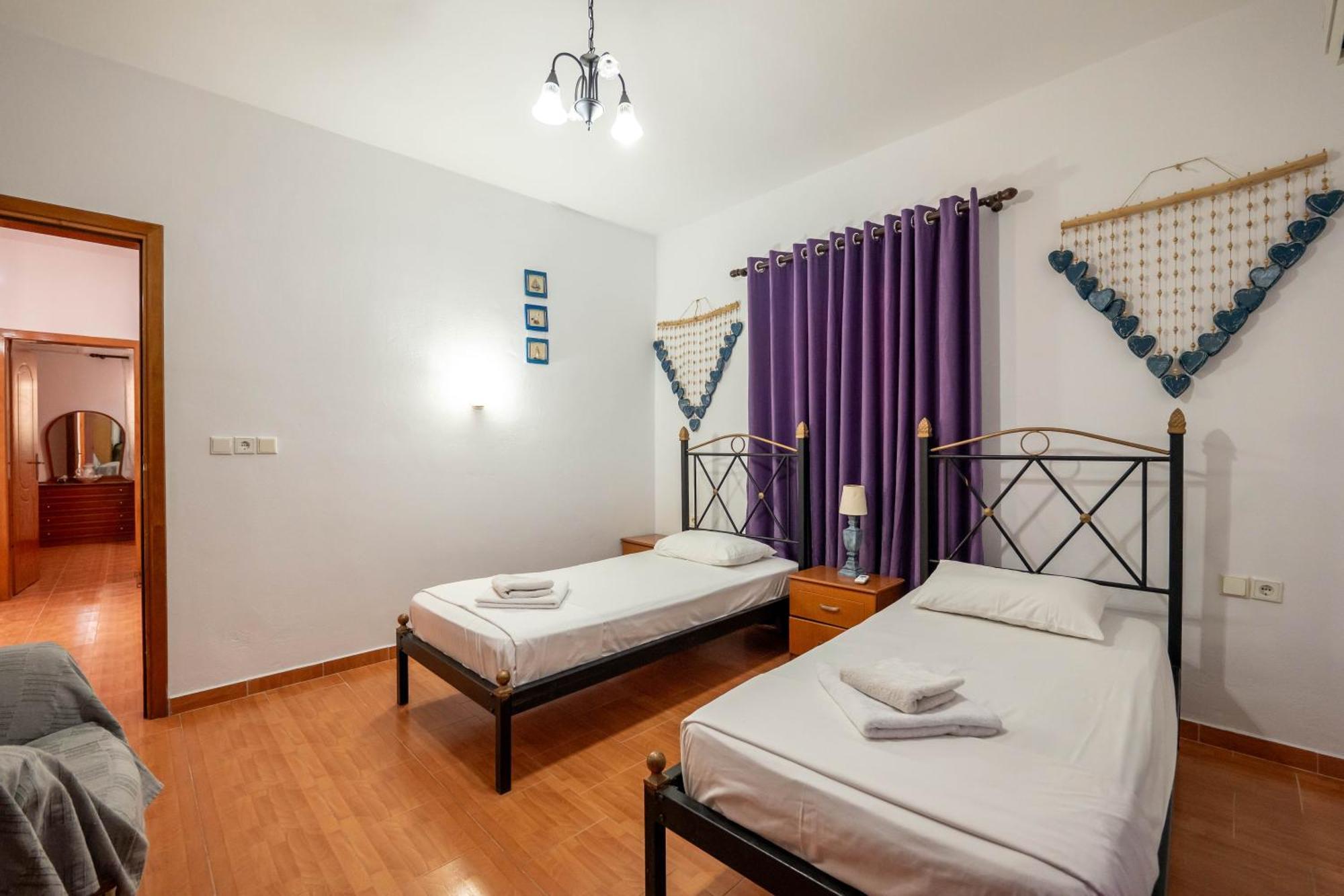 Cozy Apartments Downtown Ksamil Esterno foto
