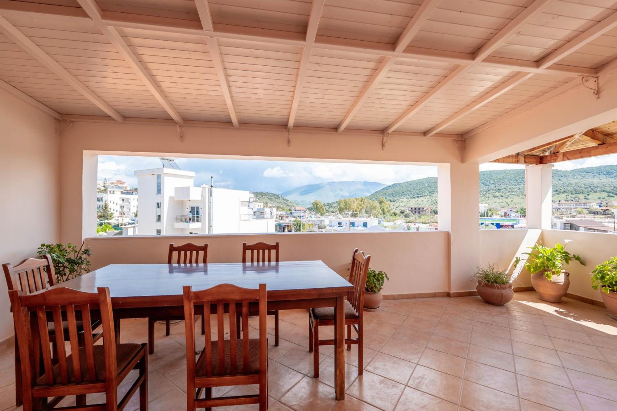 Cozy Apartments Downtown Ksamil Esterno foto